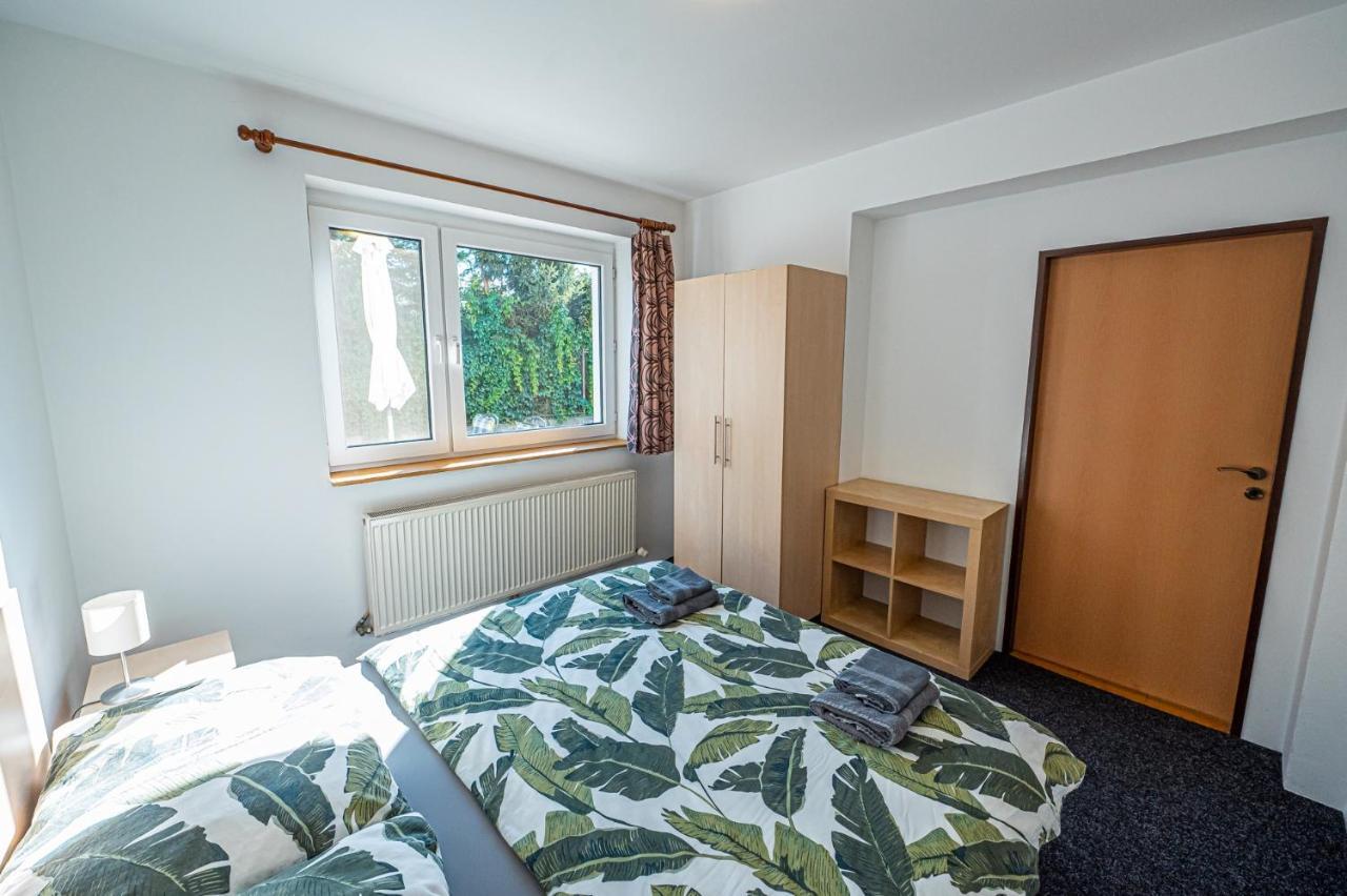 Xlsuite Apartment Comfort ピエシュチャニ エクステリア 写真